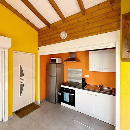 Bung'Hello Village, Piscine Et Parking Gratuit Trois-Rivieres Bagian luar foto